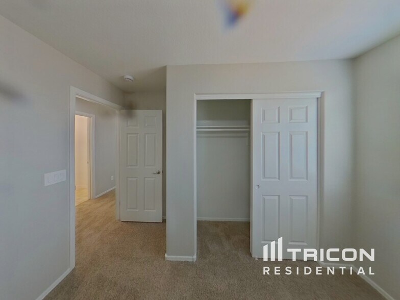 Building Photo - 4804 W Leodra Ln