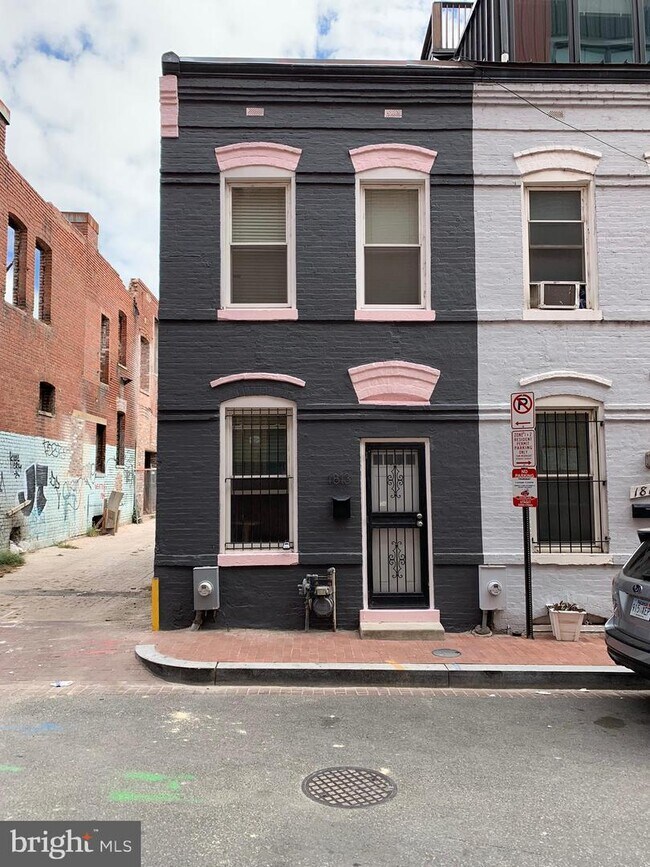 Building Photo - 1813 Wiltberger St NW