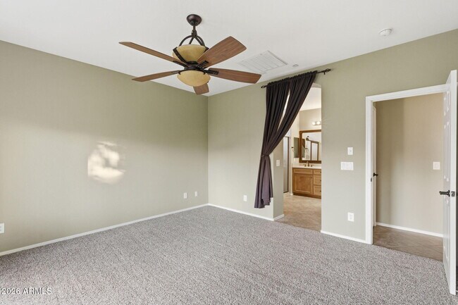 Building Photo - 13820 W Cheery Lynn Rd