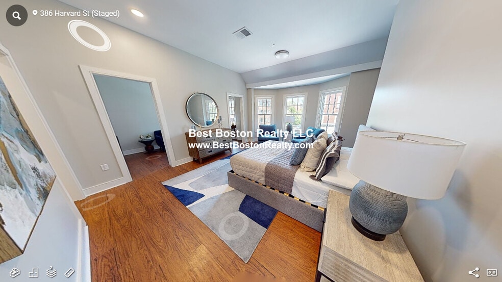 Building Photo - 386 Harvard St