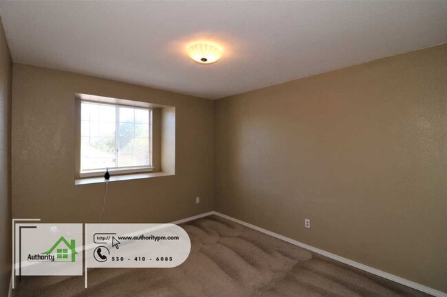 Building Photo - 19226 Snowburst Ct