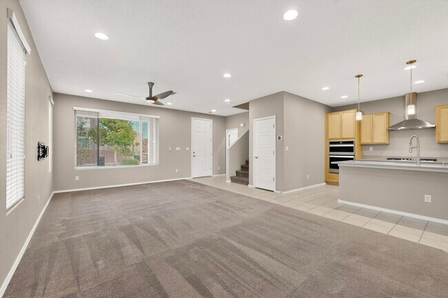 Building Photo - 6322 Vista del Bosque Dr