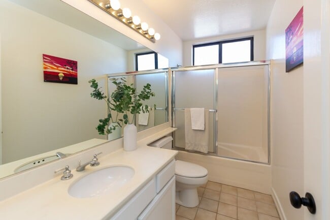 Building Photo - 5 Bed, 4 Bath in the Beautiful Alpine
