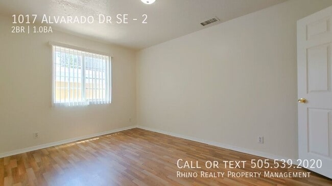 Building Photo - 1017 Alvarado Dr SE
