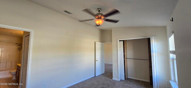 Building Photo - 3700 Kirkpatrick Cir
