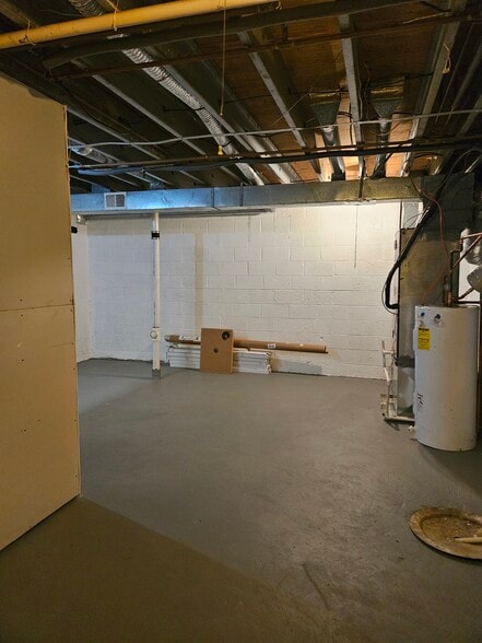 Building Photo - 6322 Bentham Ct
