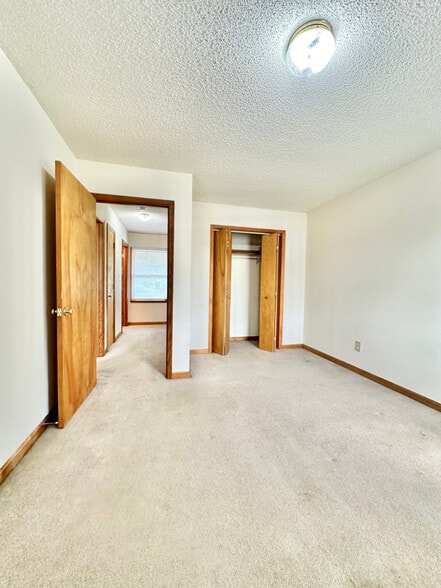 Building Photo - 1290 Milligan Hwy
