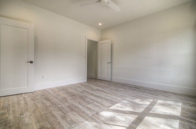 Building Photo - 3109 Walling Dr