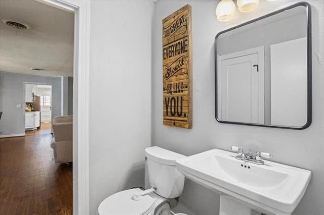 Building Photo - 3622 Suffolk Dr