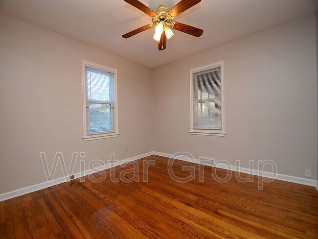 Building Photo - 2130 S 48th St