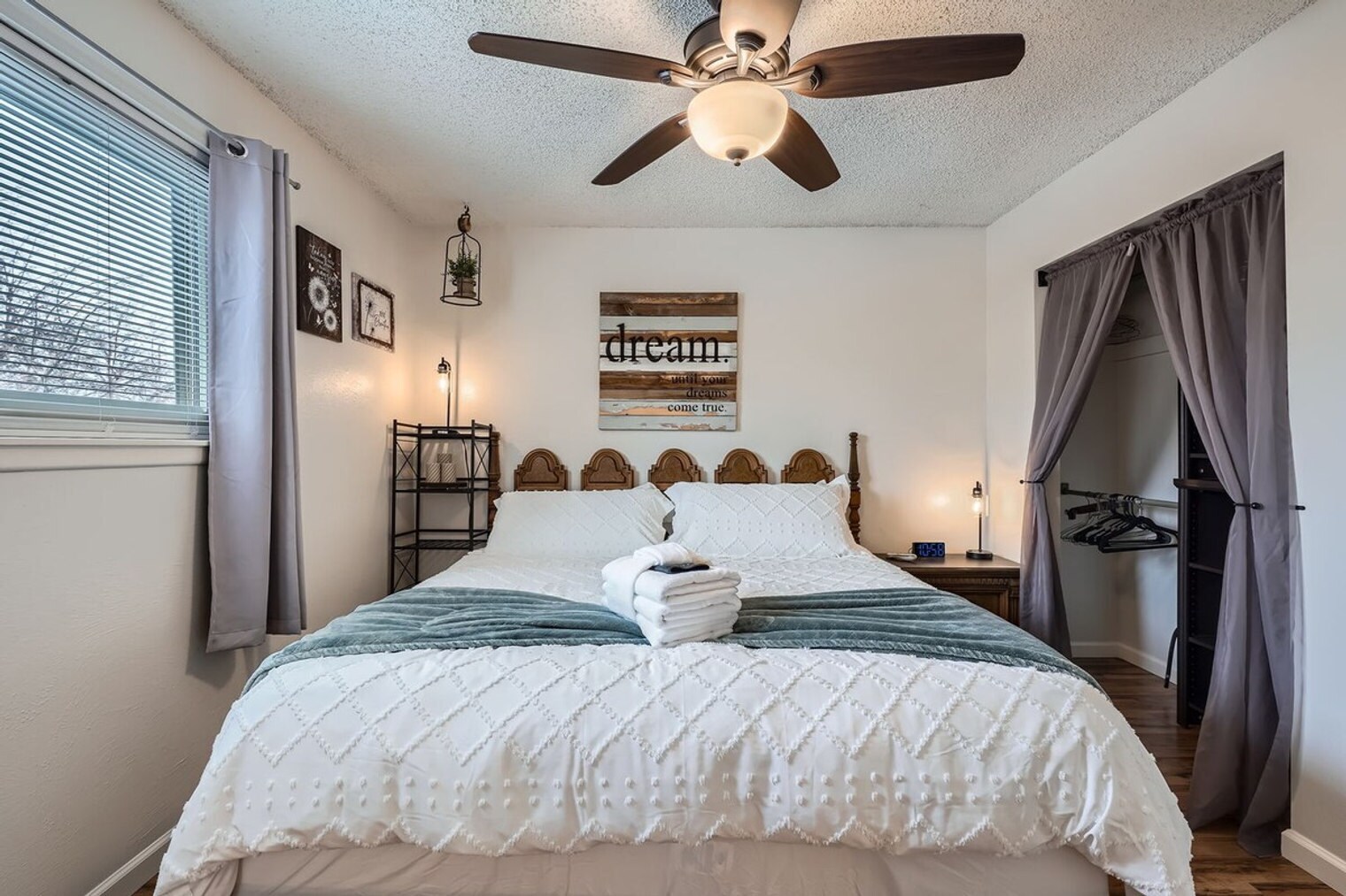 Building Photo - 10968 Jay St