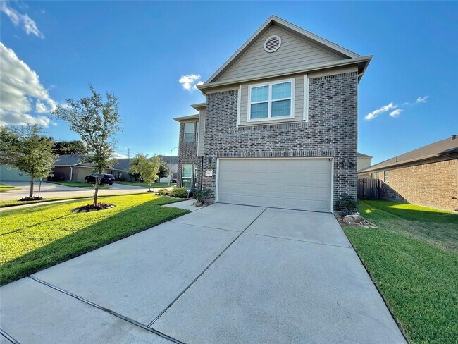 Building Photo - 14903 Vinegrove Falls Ct