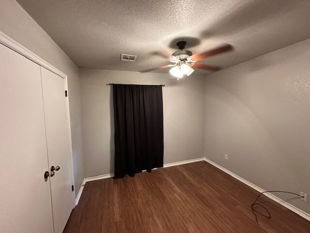 Building Photo - 12820 Brandon Pl