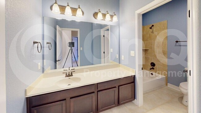 Building Photo - 12004 Terraza Cir