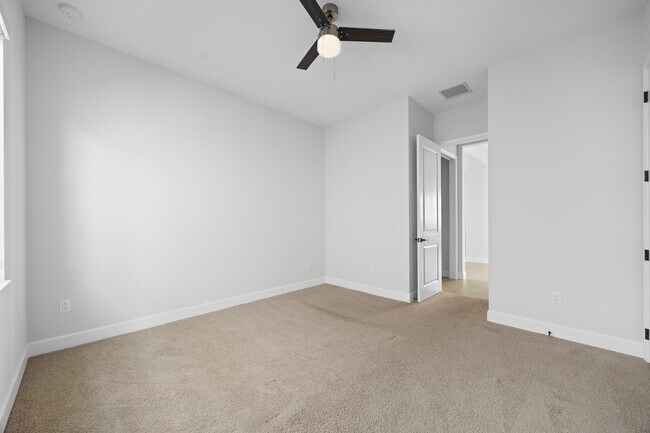 Building Photo - 14208 Lacebark Ln