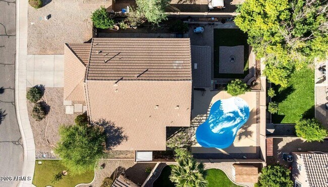 Building Photo - 1166 E Stottler Dr