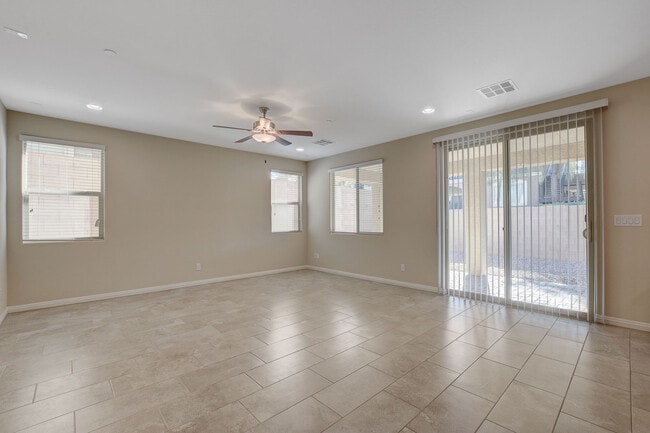 Building Photo - 2919 Caxton Grove Dr