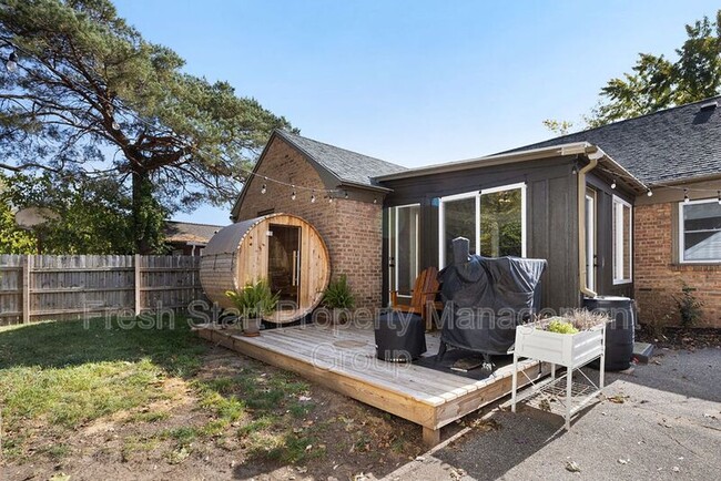 Building Photo - 1813 Kreiser St SE