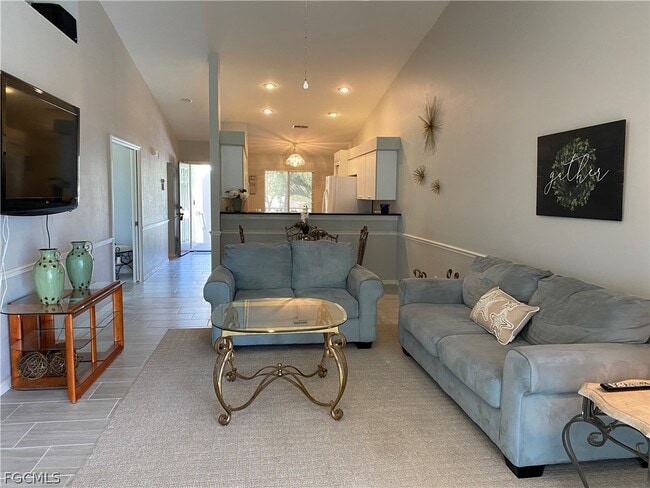 Building Photo - 20691 Country Creek Dr