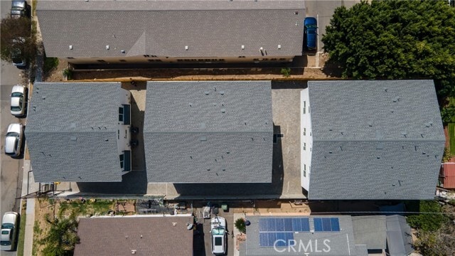 Building Photo - 1033 N Cummings St