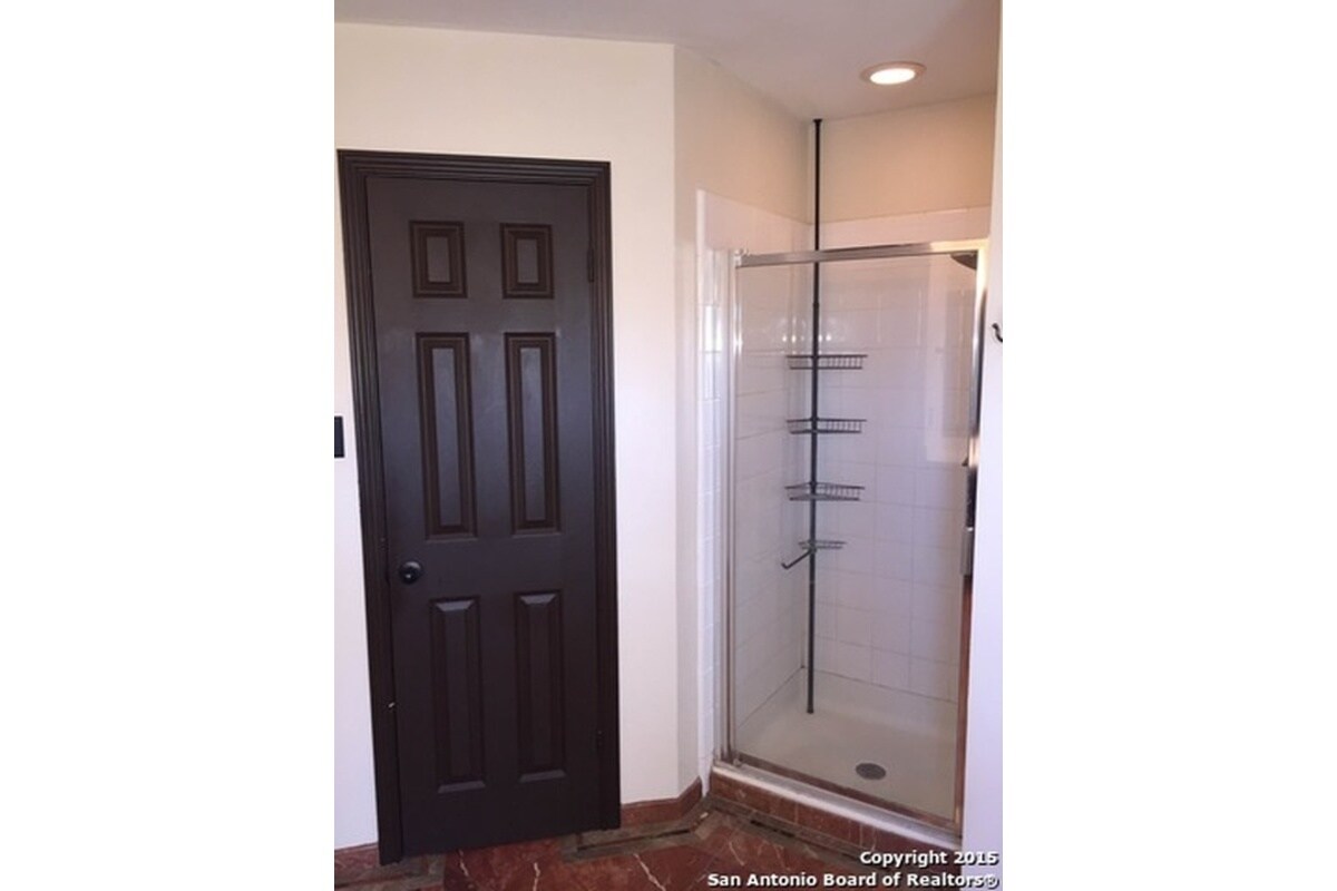 Building Photo - 9835 Ramblin River Dr