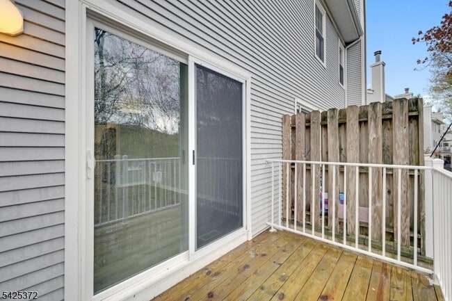 Building Photo - 30 Birch Terrace