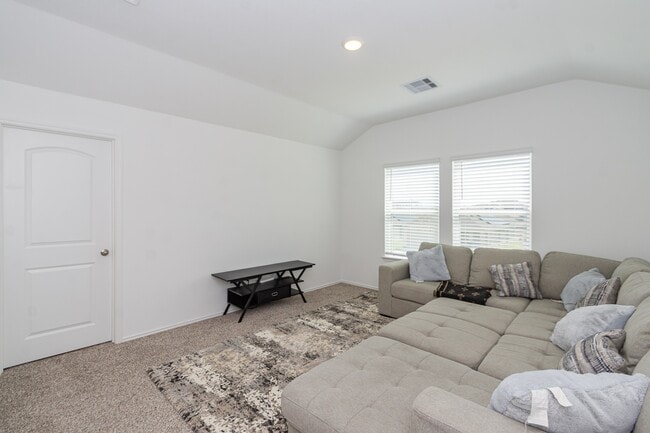 Building Photo - 5419 Wyndham Rdg Ln