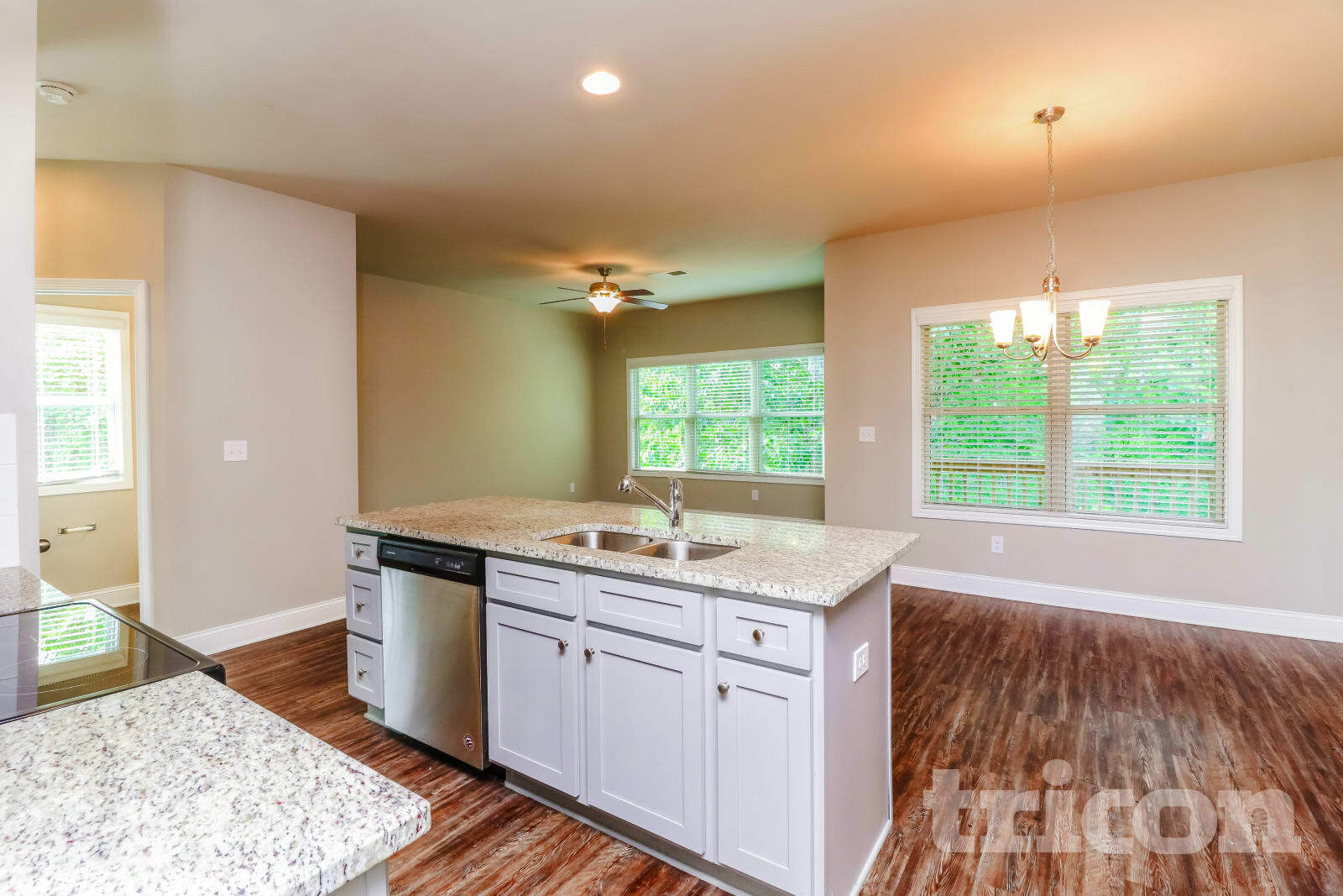 Building Photo - 483 Ireland Ln