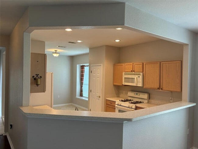 Building Photo - 106 Bowie Cir