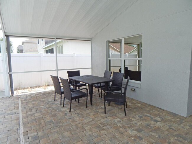 Building Photo - 5815 Heronview Cres Dr