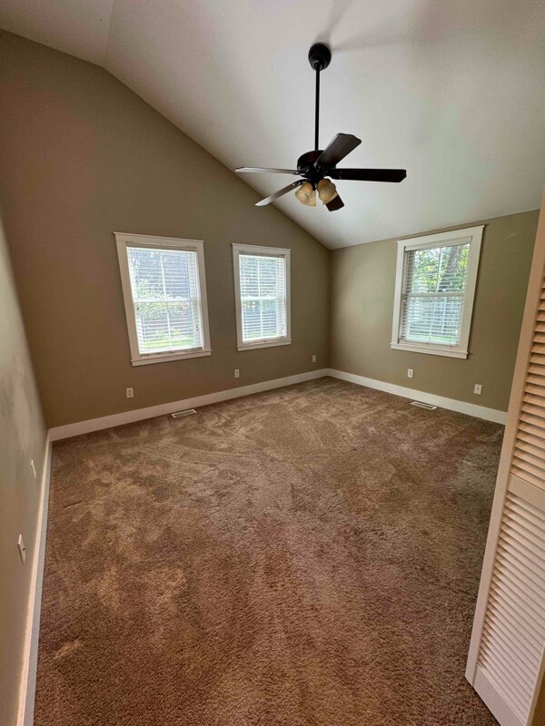 Building Photo - 7822 Lakewood