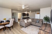 Building Photo - 3 Bedroom, Single-story Townhomes for rent...