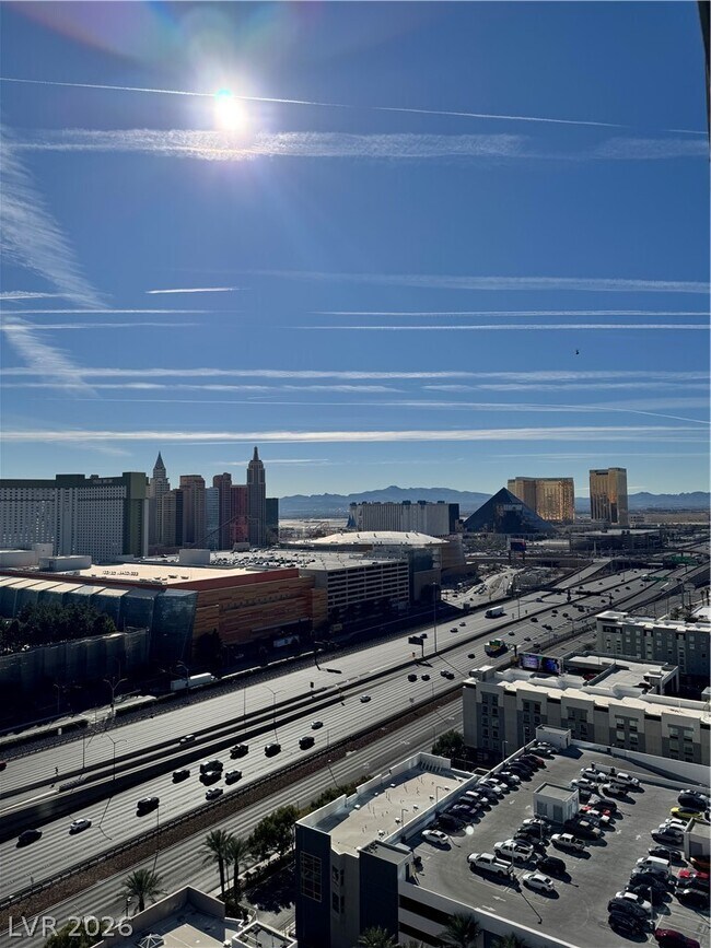 Building Photo - 4525 Dean Martin Dr