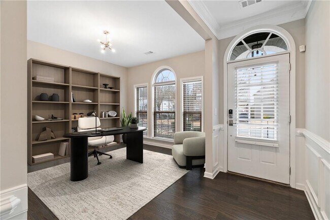 Building Photo - 123 Marlow Dr