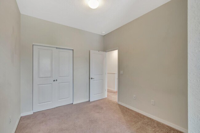 Building Photo - 2854 Bard St