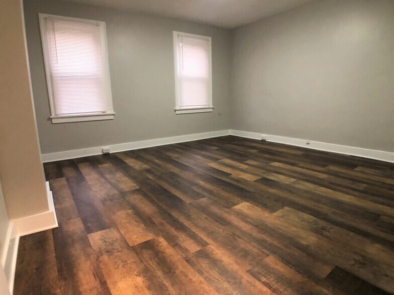 Bedroom 1 - 5346 Hillcrest St