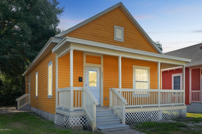 Building Photo - 1941 Redell St