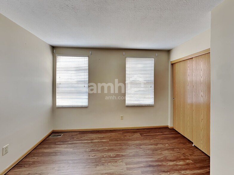 Building Photo - 2245 Yagger Bay Dr