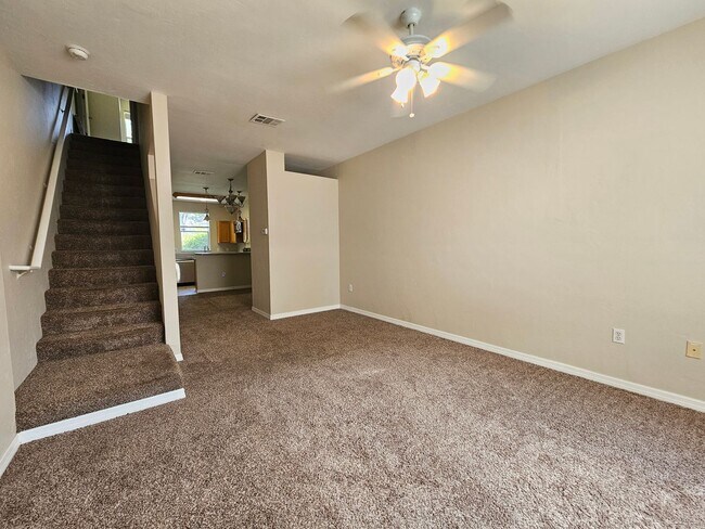 Building Photo - 3575 SW 30th Way