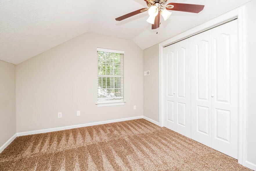 Building Photo - 1754 Lucille Ln