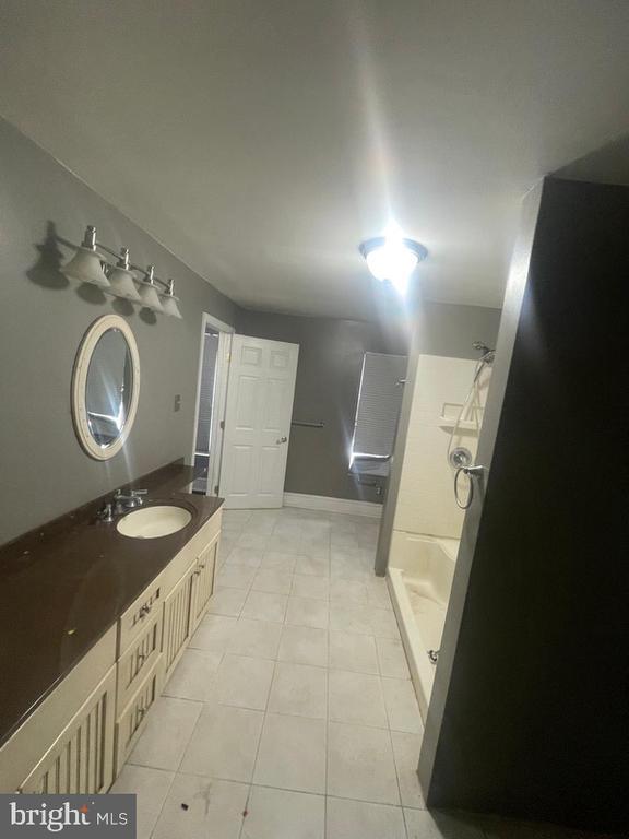 Building Photo - 310 Prospect Ave