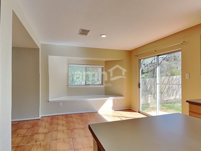 Building Photo - 10832 Otter Pass