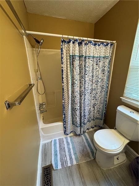 Building Photo - 2578 Shadowbrook Dr