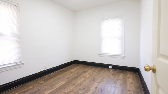 Building Photo - 13609 Melzer Ave