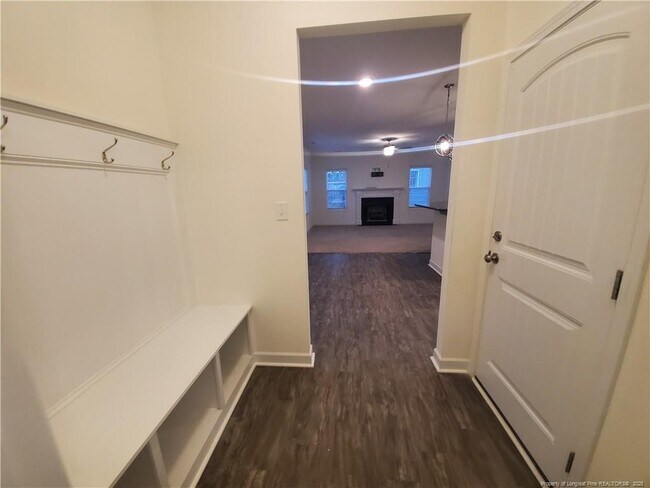 Building Photo - 1717 Cherrypoint Dr