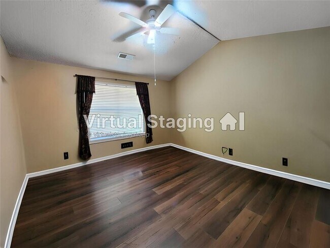 Building Photo - 84 Amelia Garden Way SE