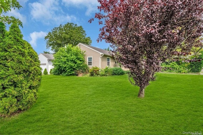 Building Photo - 4 Cheshire Rd