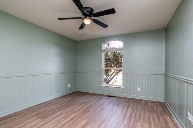 Building Photo - 4910 Stone Mountain Pkwy