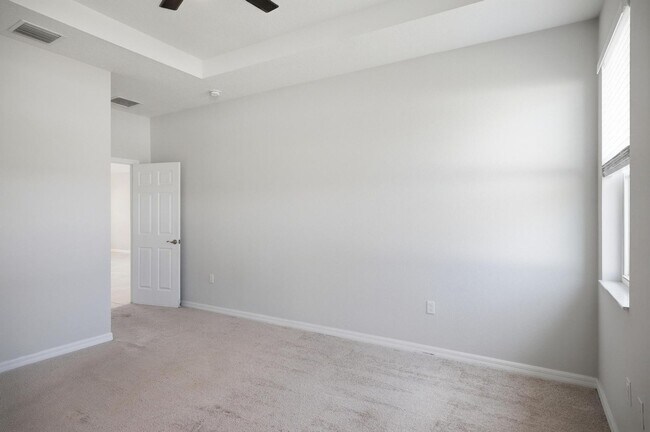 Building Photo - 55 Matanzas Lakes Dr