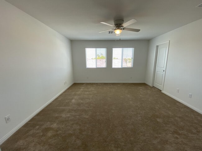 Building Photo - 2212 Stone Well Rd